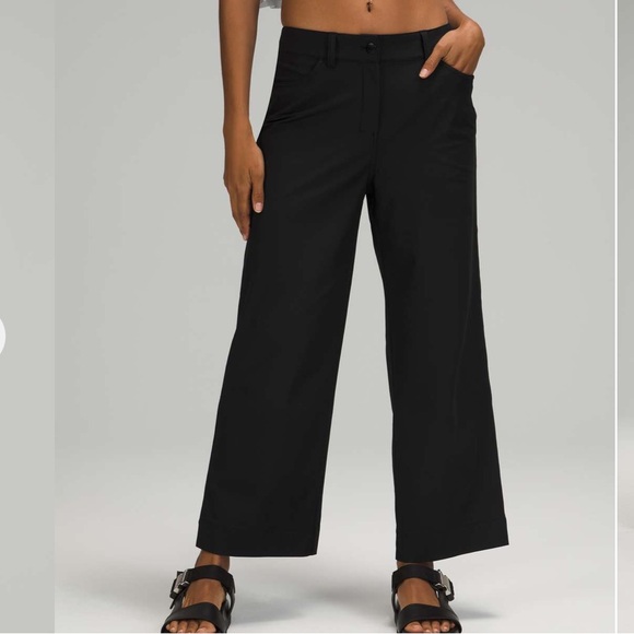 lululemon athletica Pants - Lululemon City Sleek Wide Leg Pant Black High Rise 5 Pocket Size 28